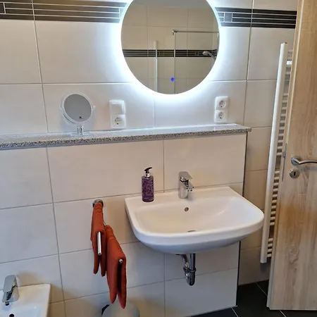 公寓 Neue Auf Dem Land